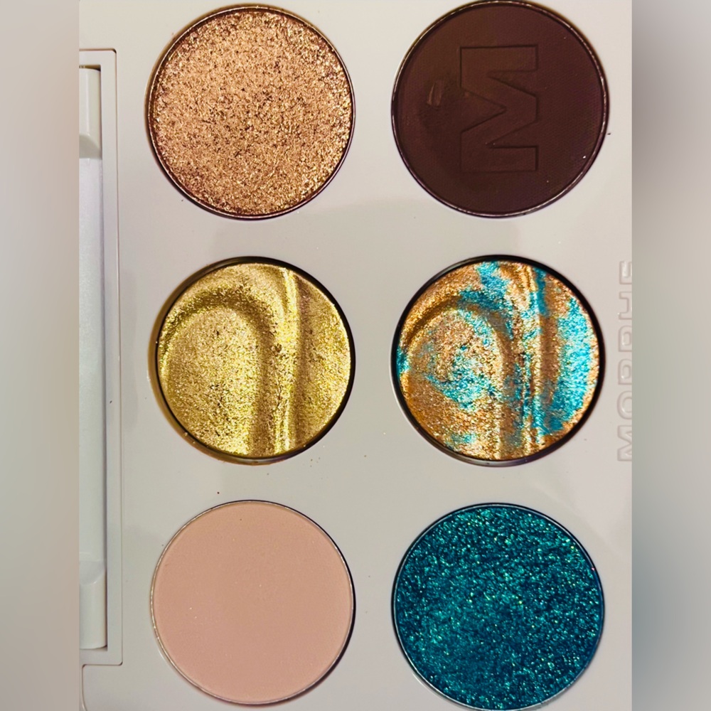 Morphe Gold & Teal Marbled Baked Eyeshadow Pan